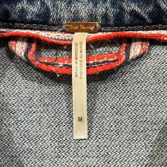 Free People Distressed Denim Jean Jacket - Women's Size Medium - Picture 4 of 9
